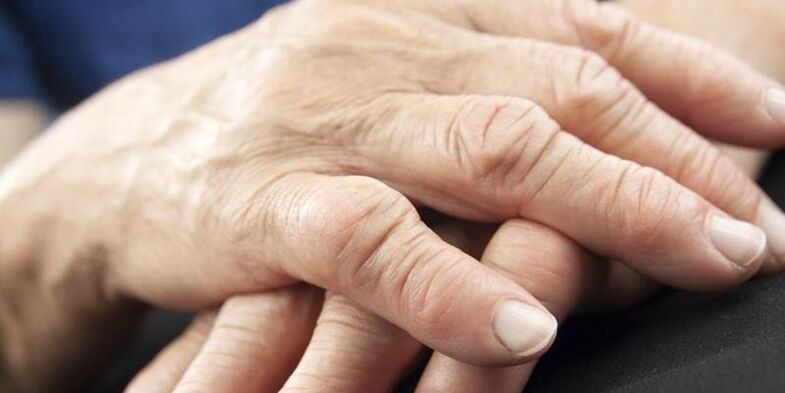 What pathologies do fingers hurt